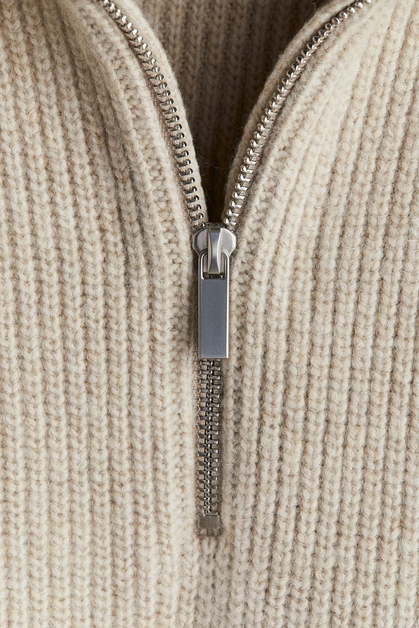 RIBBED ZIP SWEATER