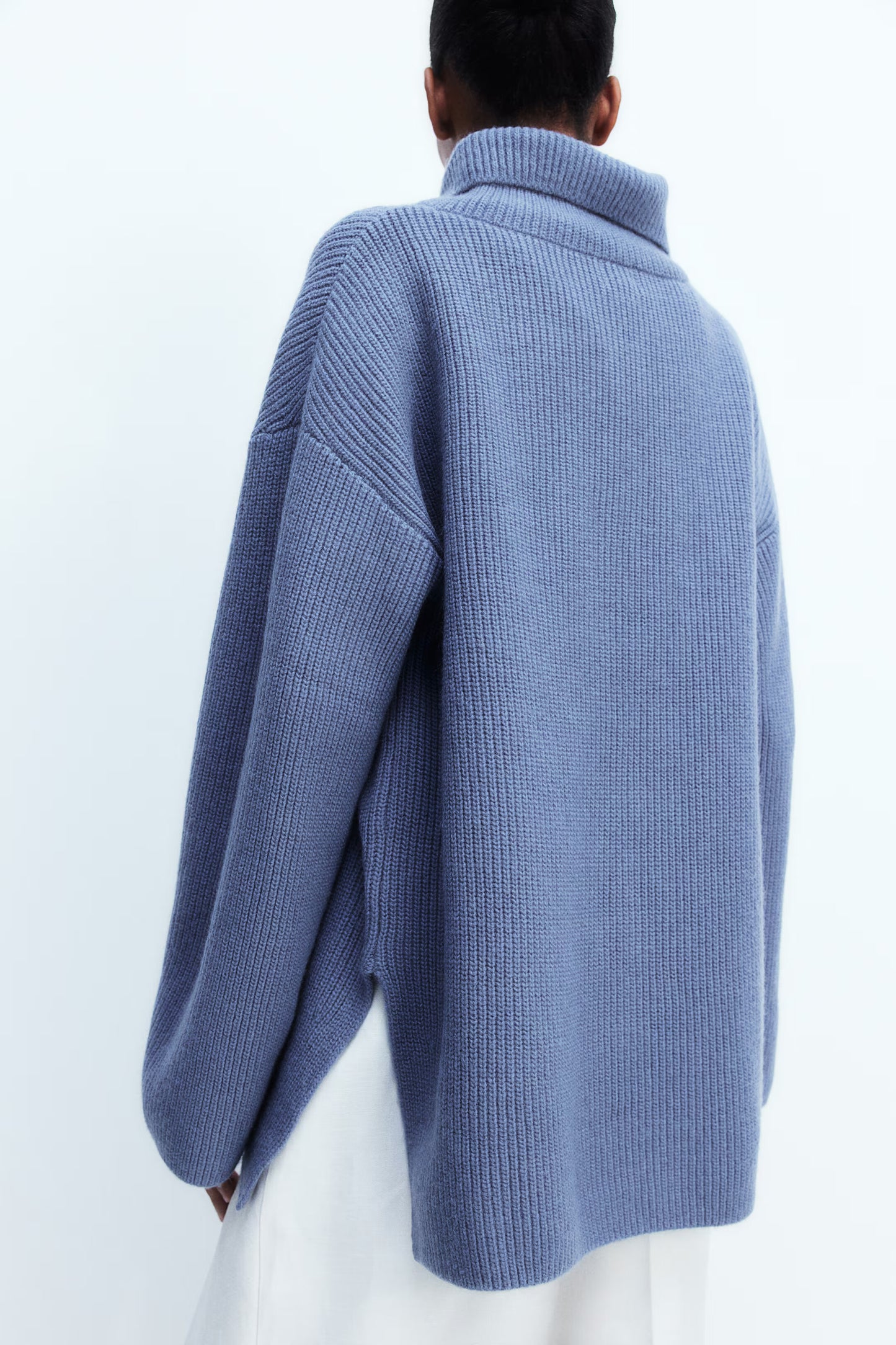 RIBBED ZIP SWEATER