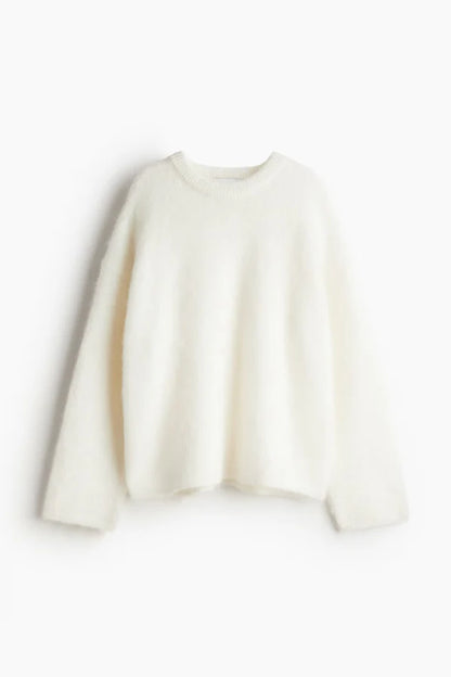 SOFT KNITTED SWEATER