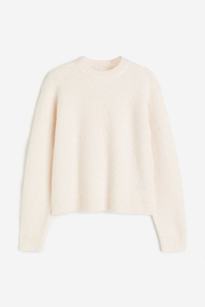 SOFT KNITTED SWEATER